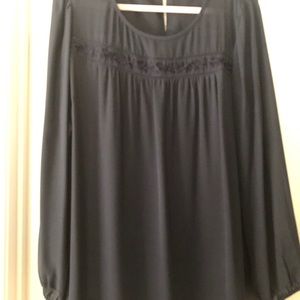 Blouse with embroidered detail